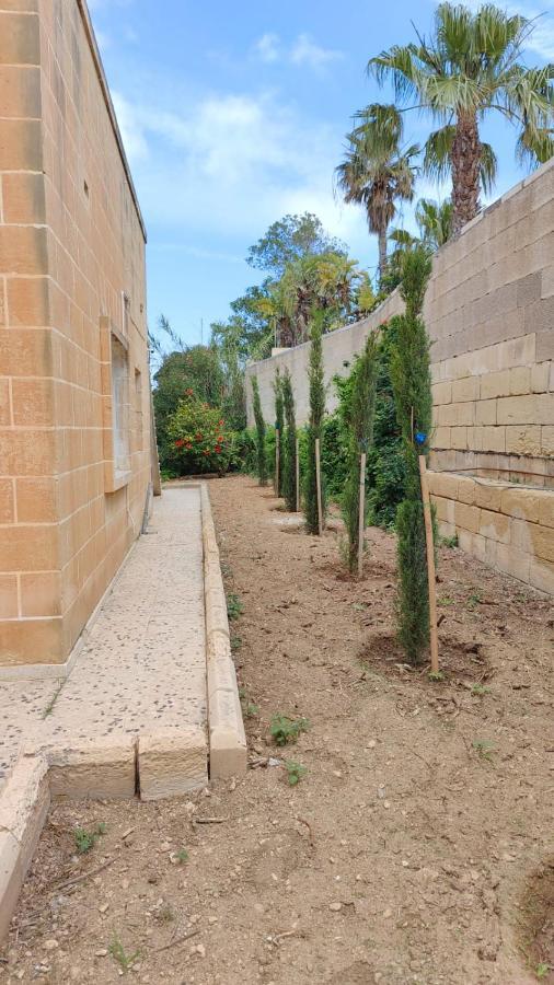 Stunning Villa With Pool, Table Tennis, Table Soccer And A Pool Table Naxxar Zewnętrze zdjęcie