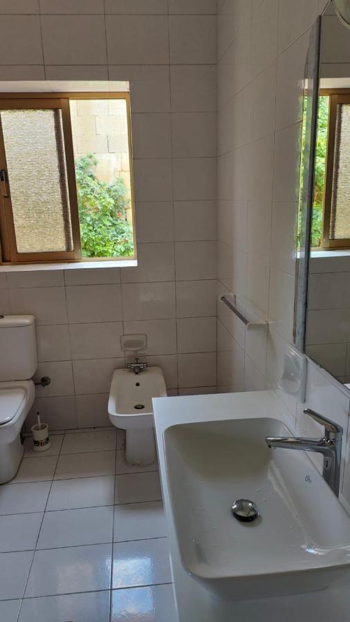 Stunning Villa With Pool, Table Tennis, Table Soccer And A Pool Table Naxxar Zewnętrze zdjęcie