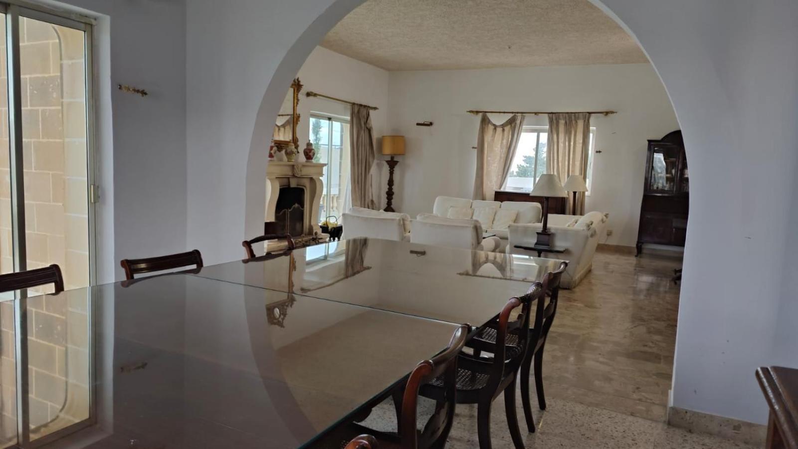 Stunning Villa With Pool, Table Tennis, Table Soccer And A Pool Table Naxxar Zewnętrze zdjęcie
