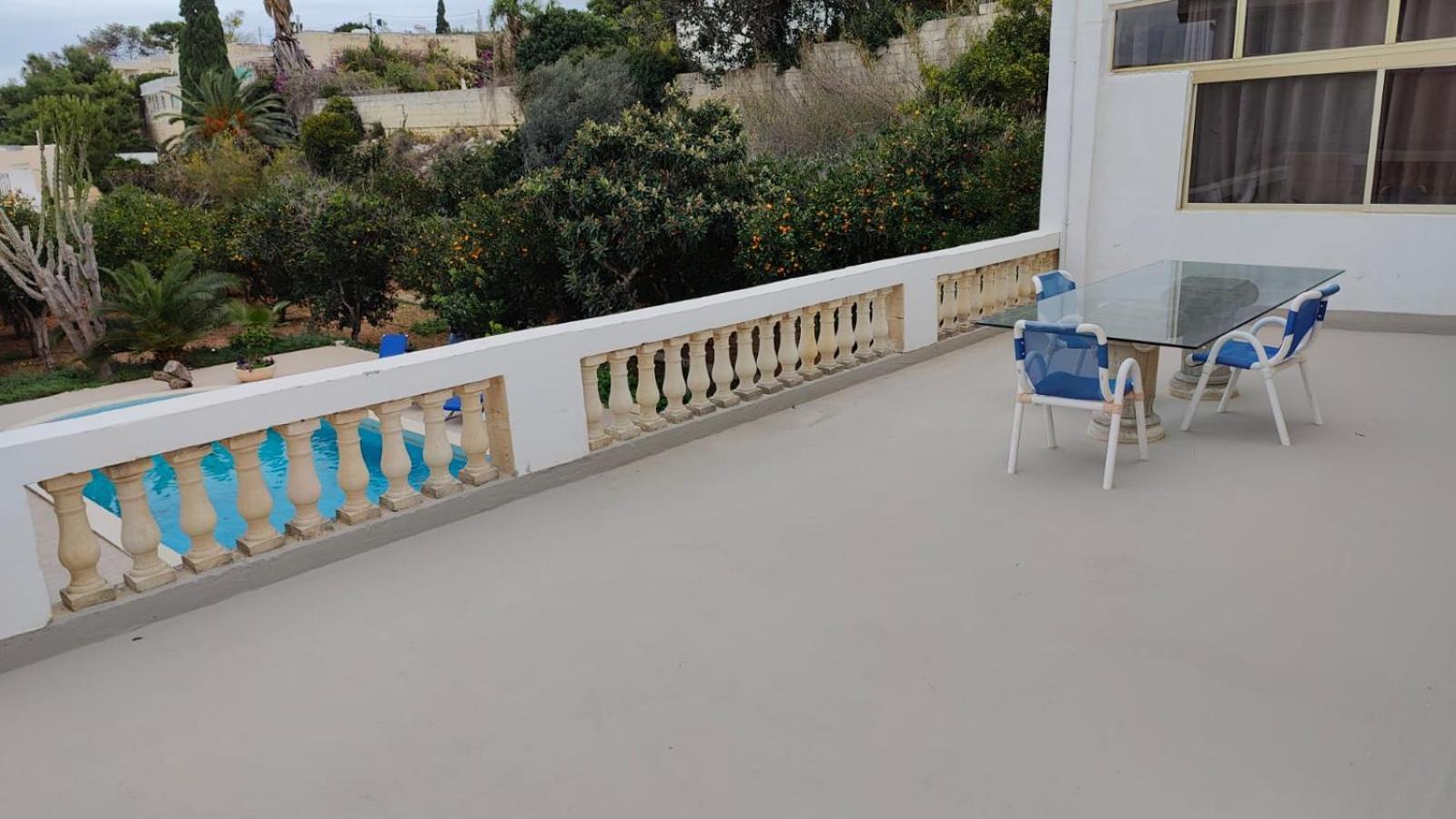 Stunning Villa With Pool, Table Tennis, Table Soccer And A Pool Table Naxxar Zewnętrze zdjęcie
